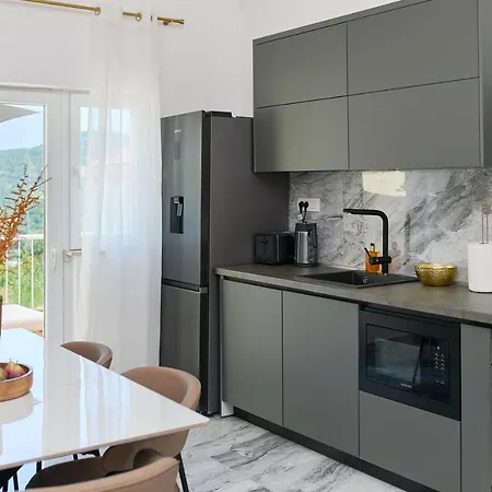 아파트 Luxury Penthouse Avalon