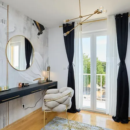 Luxury Penthouse Avalon * 챠브타트