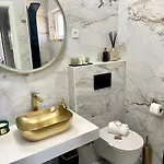Luxury Penthouse Avalon