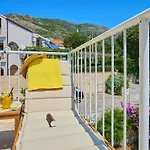 Luxury Penthouse Avalon * 察夫塔特